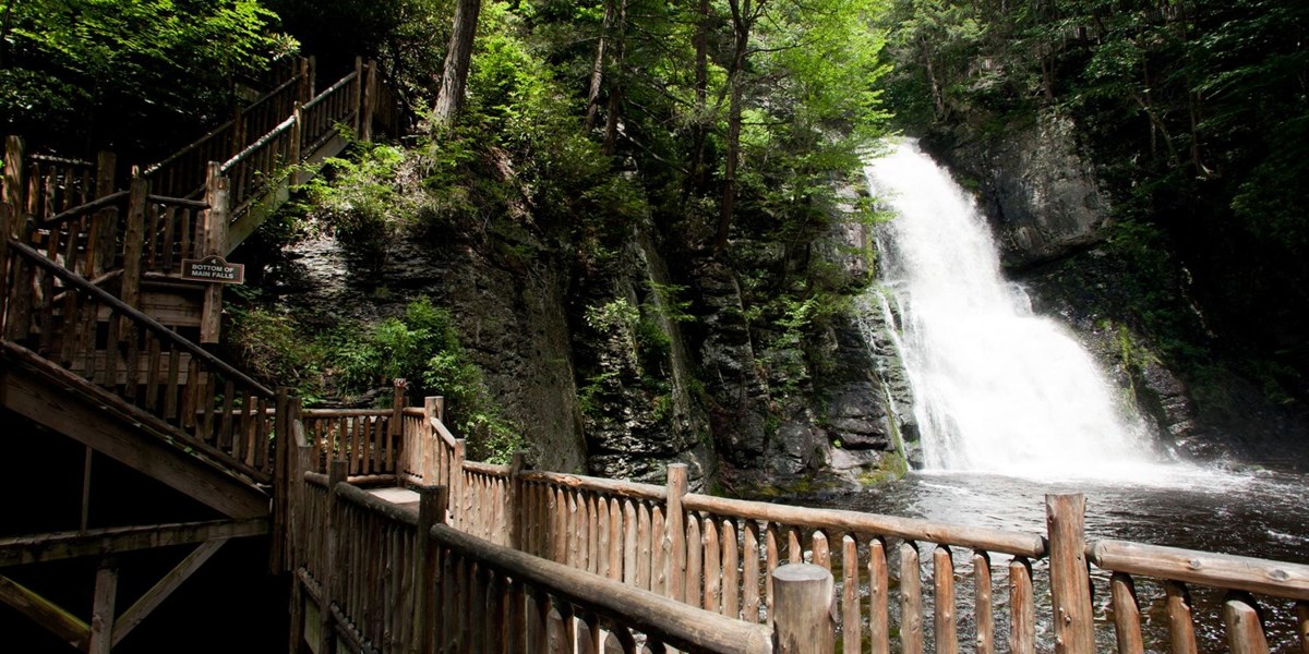 Wooden walkways beside the waterfalls at Bushkill Falls